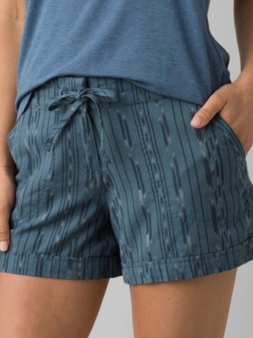 prAna Arlie Shorts Women's MEDIUM Blue Nickel Jacquard 100% Organic Cotton